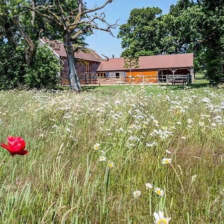 Bed and Breakfast South Park Farm Barn Андовер Экстерьер фото