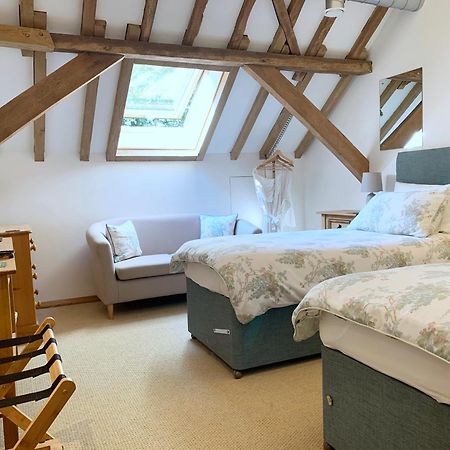 Bed and Breakfast South Park Farm Barn Андовер Номер фото