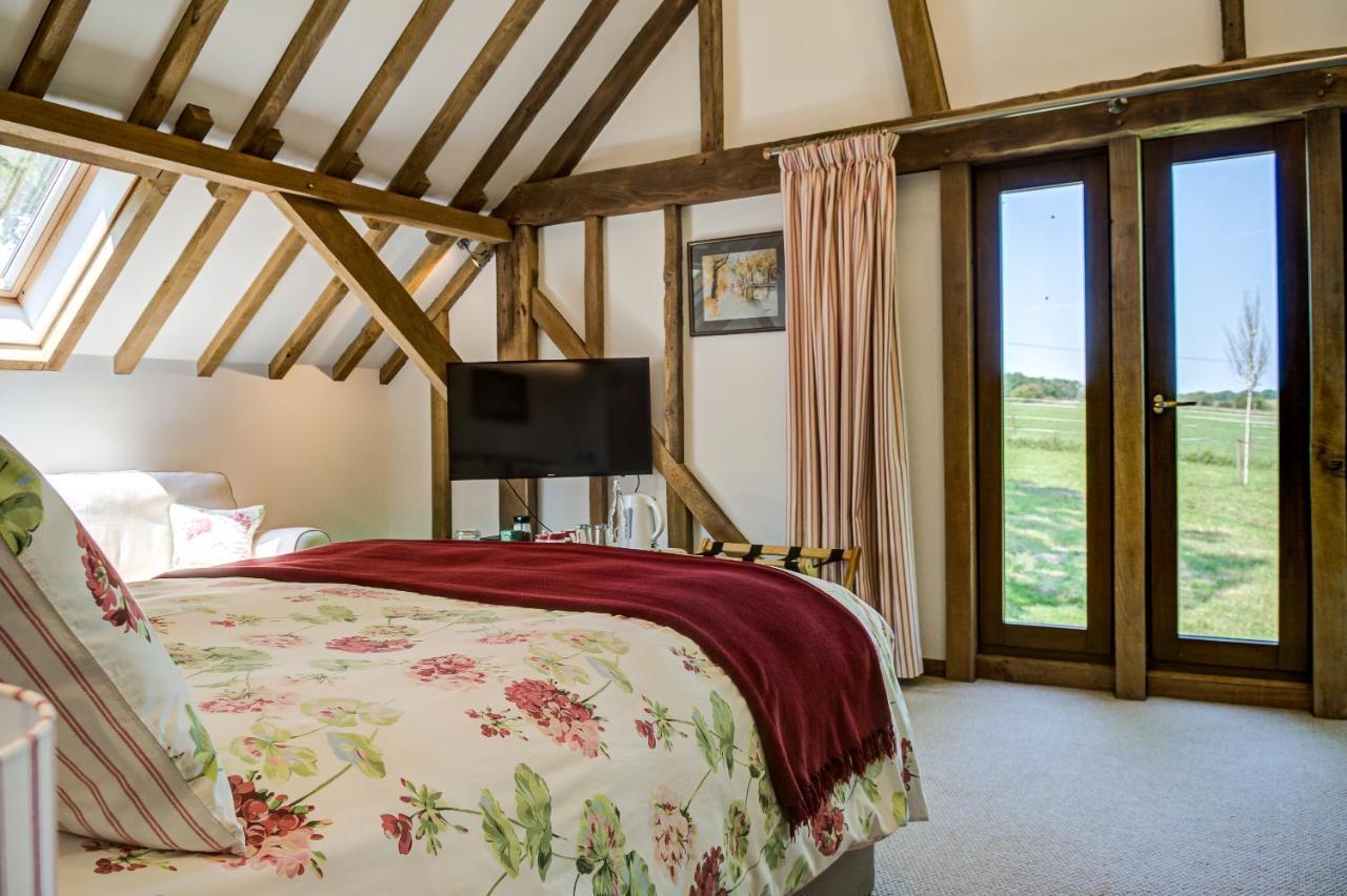 Bed and Breakfast South Park Farm Barn Андовер Номер фото